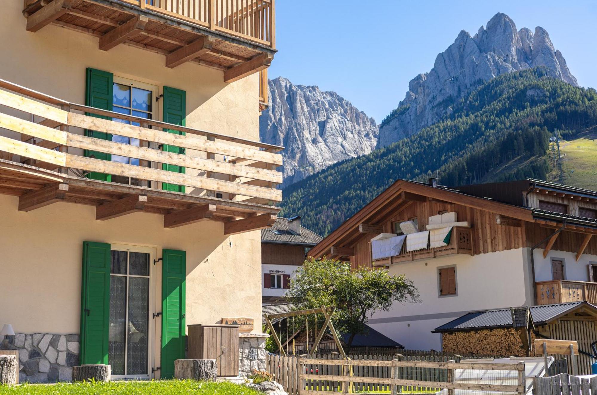 Majon De La Nona Pozza di Fassa Exterior foto