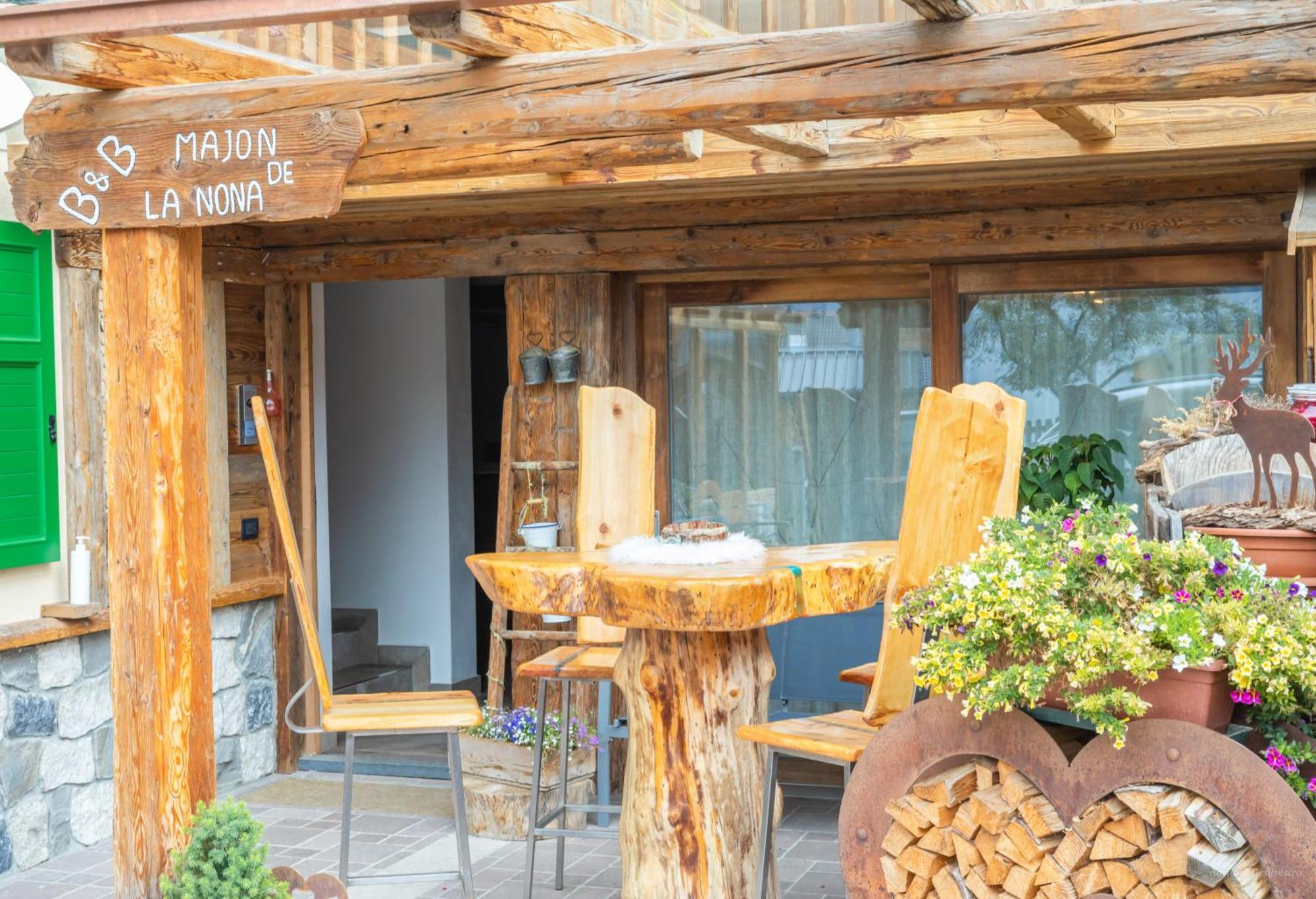 Majon De La Nona Pozza di Fassa Exterior foto