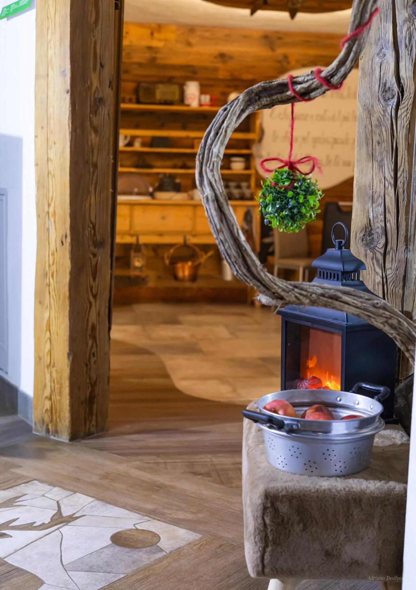 Majon De La Nona Pozza di Fassa Exterior foto