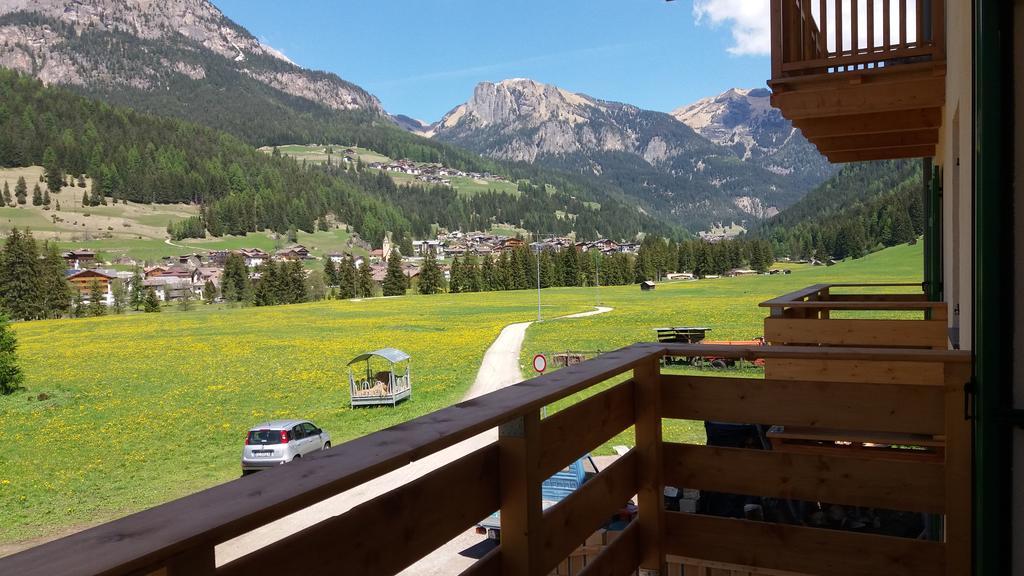 Majon De La Nona Pozza di Fassa Exterior foto