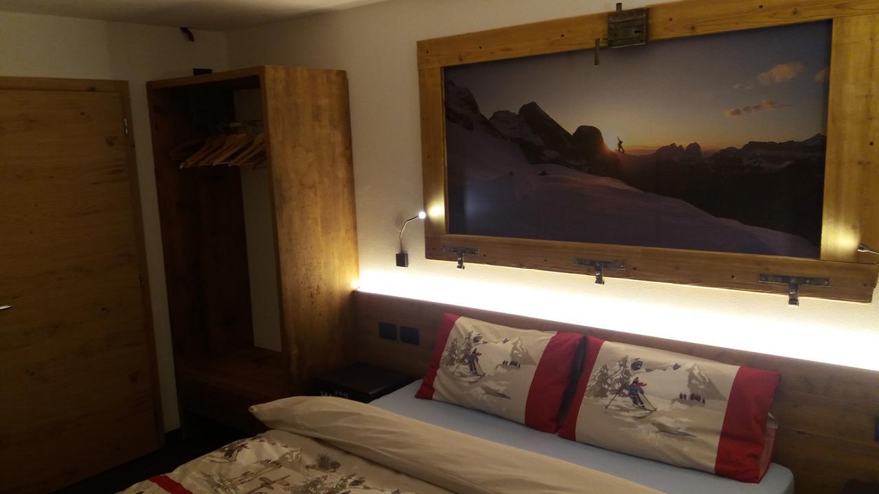 Majon De La Nona Pozza di Fassa Exterior foto